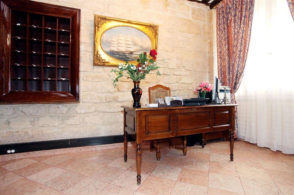 Pratic Hotel Paris Bagian luar foto