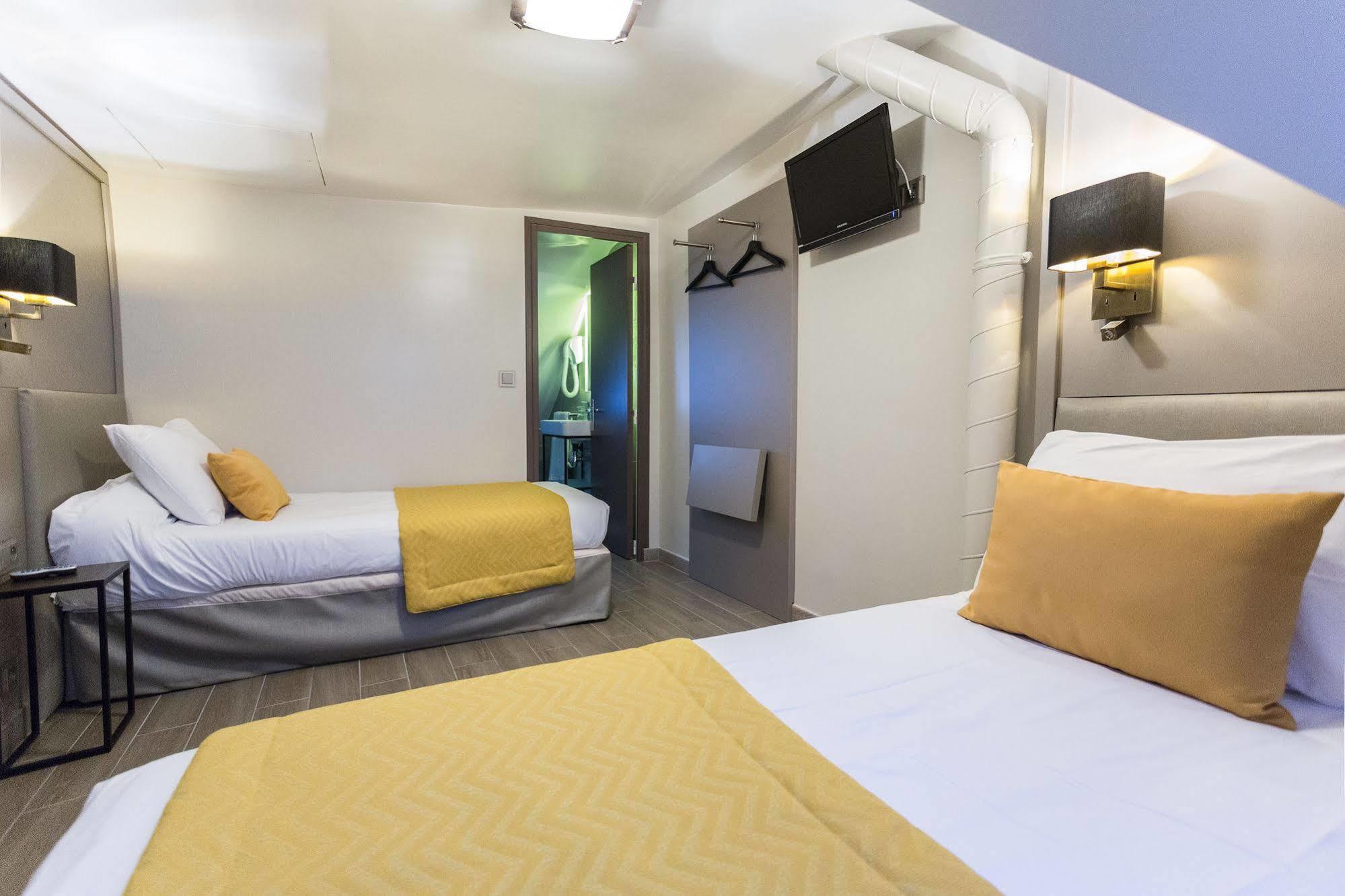 Pratic Hotel Paris Bagian luar foto